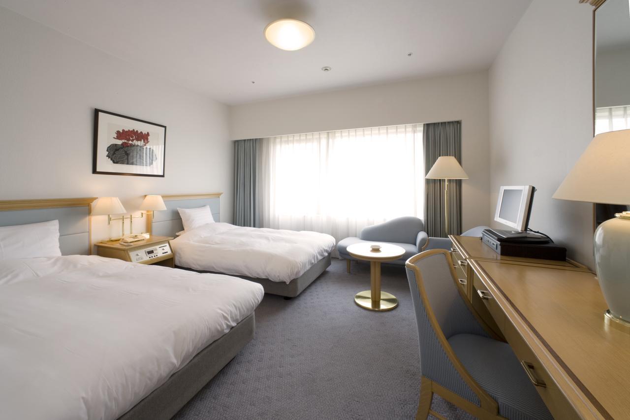 Hotel Hamatsu Корияма Екстериор снимка